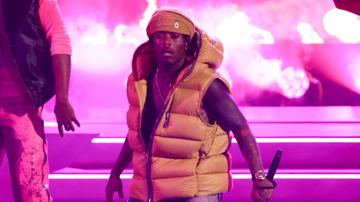 Lil Uzi Vert Opens Bet Awards With Just Wanna Rock Performance