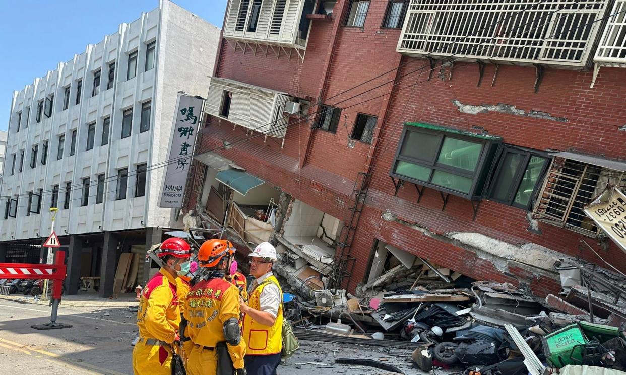 <span>Concerns are growing for people trapped in rubble after a 7.7 magnitude earthquake hit 25km south-east of the Taiwanese city of Hualien.</span><span>Photograph: AP</span>