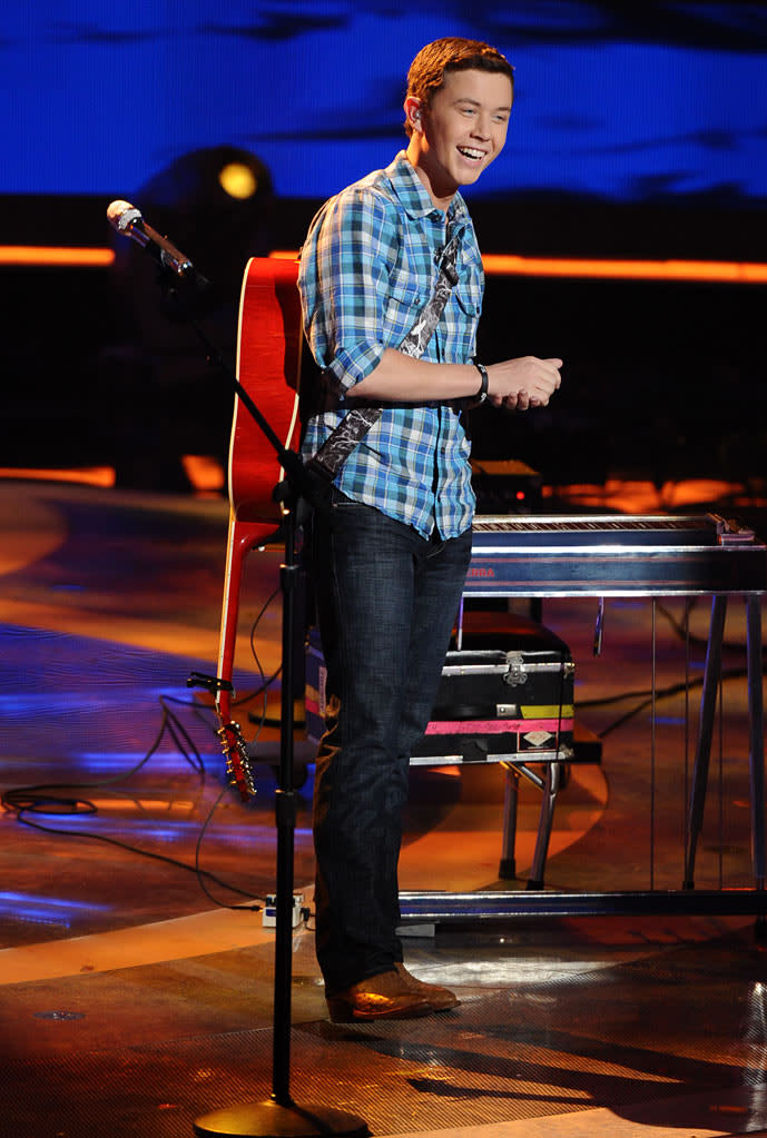 Scotty McCreery performs "Are You Gonna Kiss Me or Not" by Thompson Square on "American Idol."