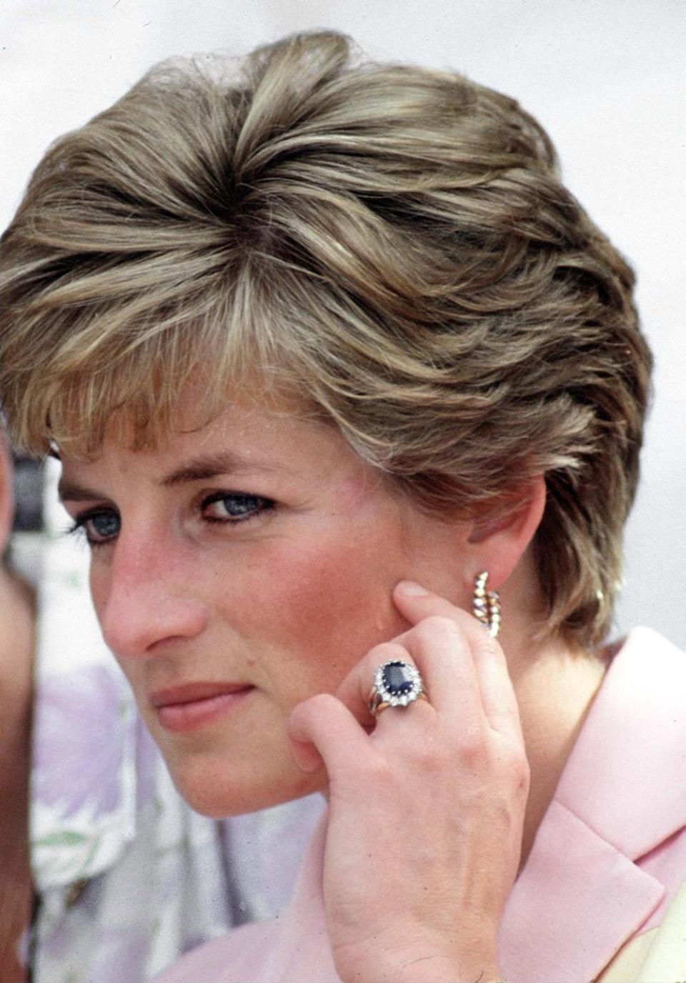 <p>The ring was a hit with the public and caused a huge trend in colored stone engagement rings. The ring, set in white gold, <a href="https://www.goodhousekeeping.com/life/a22727712/princess-diana-engagement-ring/" rel="nofollow noopener" target="_blank" data-ylk="slk:featured an 12-carat oval Ceylon sapphire;elm:context_link;itc:0;sec:content-canvas" class="link ">featured an 12-carat oval Ceylon sapphire</a> with cluster diamonds around it. </p>