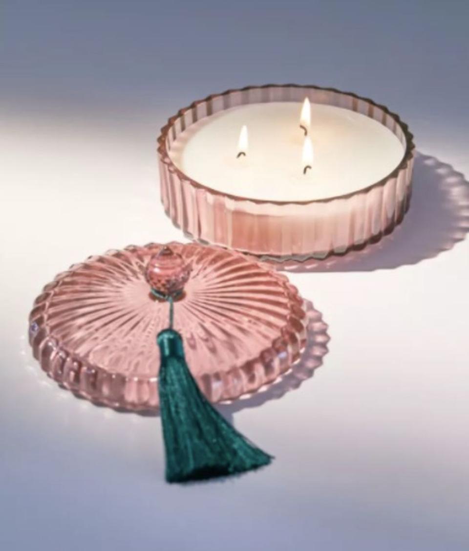 Chloe, the best candles for Valentine's Day