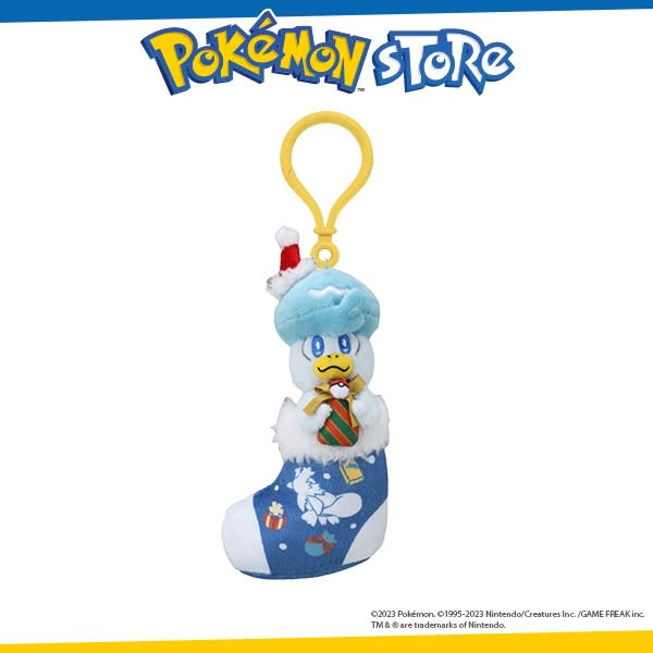 Pokémon Center Original Bag Charm Quaxly Paldea's Christmas Market. (Photo: Shopee SG)