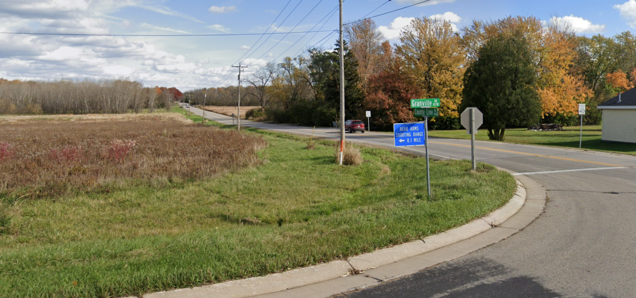 Mequon residents can soon pay a fee to the city to install a blue sign at specific public locations. The blue signs will be 36 inches wide and 24 inches tall and identical to those used by parks, restaurants and businesses like Bear Arms.