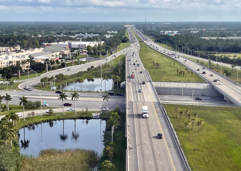 Motorists drive on I-75 above the University Parkway diverging diamond interchange. The stretch of University from the eastern part of the interchange to the North Honore Avenue intersection was the busiest road segment in Sarasota County in 2022.