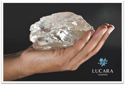 LUCARA FINDS EPIC 2,492 CARAT DIAMOND FROM KAROWE MINE (CNW Group/Lucara Diamond Corp.)