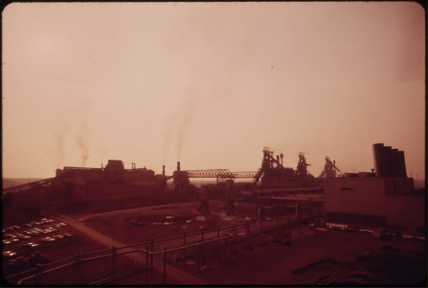 U.S._STEEL_FAIRLESS_WORKS_ON_THE_DELAWARE_RIVER