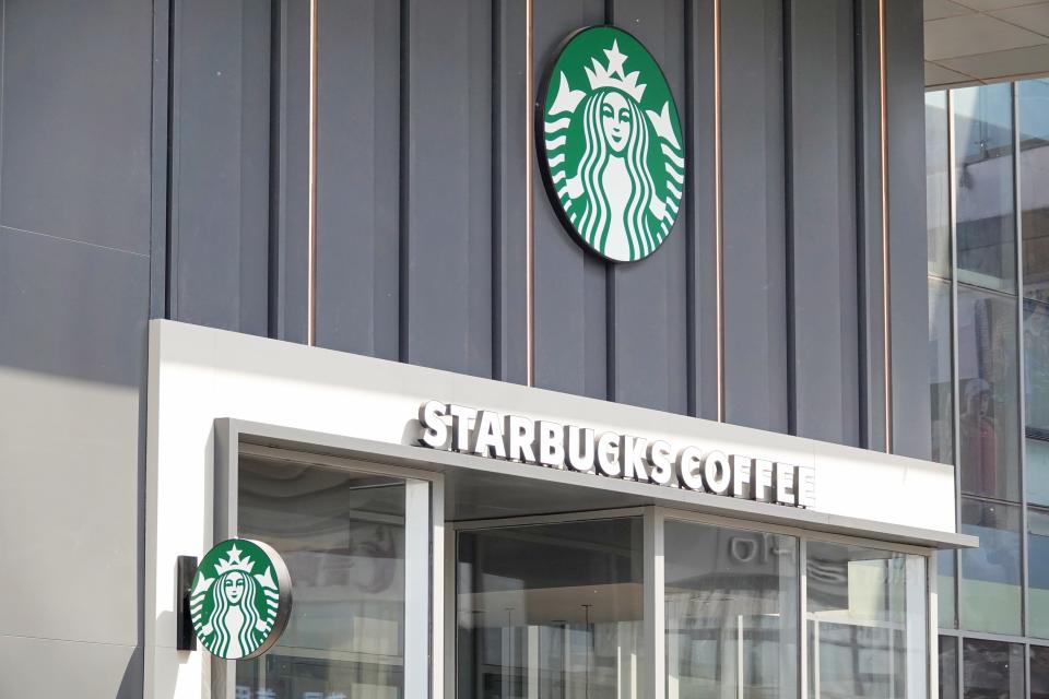 YANTAI, CHINA - MARCH 28, 2023 - A Starbucks store is seen in Jinan, East China's Shandong province, March 28, 2023. (Photo credit should read CFOTO/Future Publishing via Getty Images)