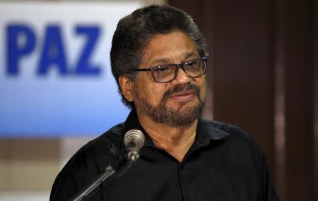 Revolutionary Armed Forces of Colombia (FARC) lead negotiator Ivan Marquez reads from a document during peace talks with the Colombian government in Havana, Cuba, in this October 2, 2015 file photo. REUTERS/Enrique de la Osa/Files