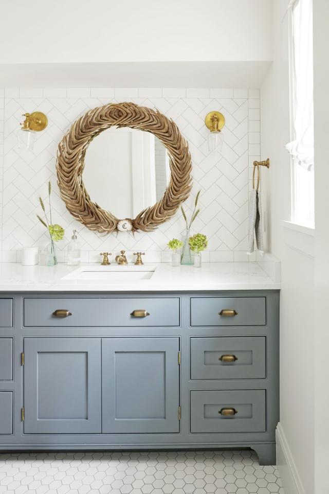 8 Bathroom Mirror Ideas You Might Not Have Thought Of