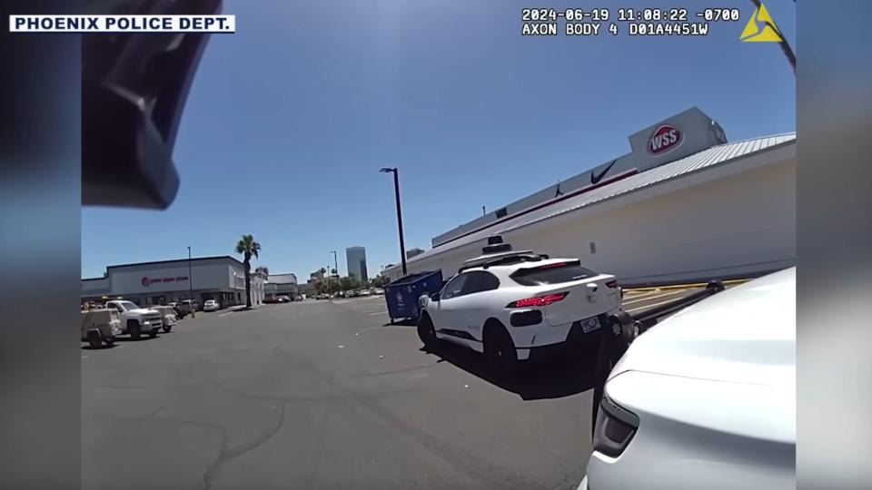 Phoenix Police Bust Waymo Robotaxi