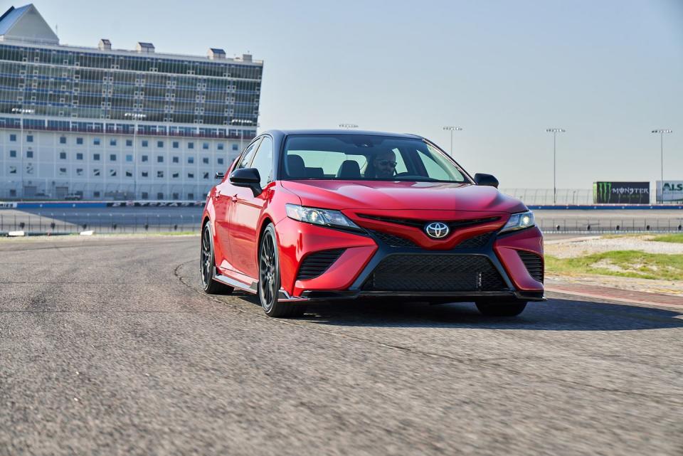 2020 toyota camry trd