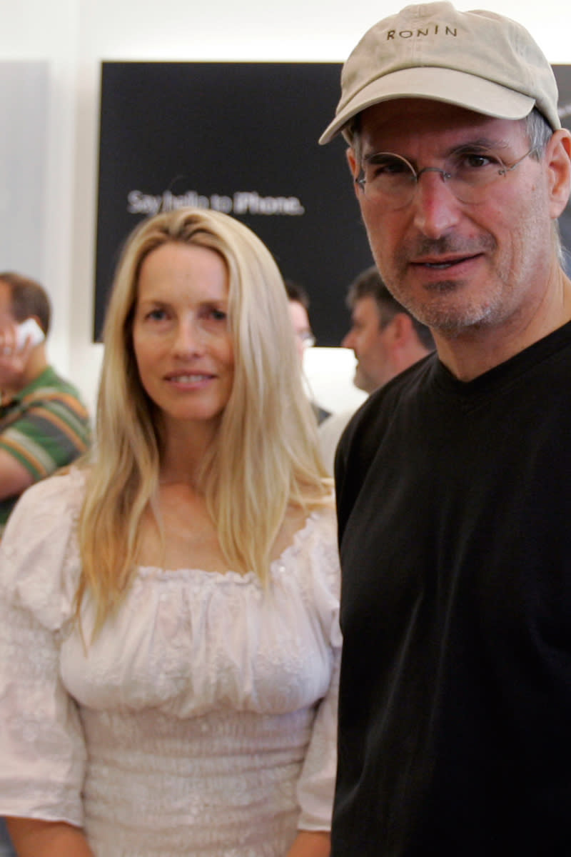 Platz 6: Anteile im Wert von 20 Milliarden Dollar hält die Witwe von Apple-Gründer Steve Jobs, Laurene Powell Jobs – und zwar an Apple und Disney. (Bild-Coypright: Paul Sakuma/AP Photo)