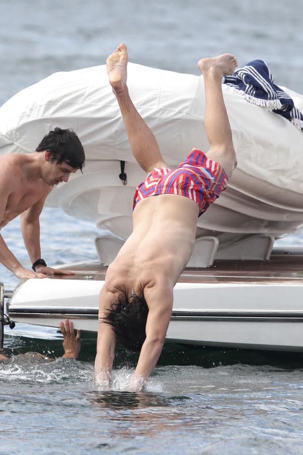 louis tomlinson ass (@lwtassbot) / X