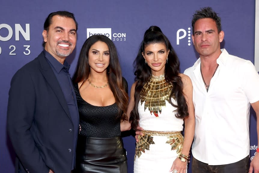 Jennifer Aydin, Teresa Giudice, Bill Aydin and Louie Ruelas at Bravocon 2023