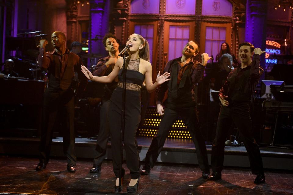 Ariana Grande curses during her monologue