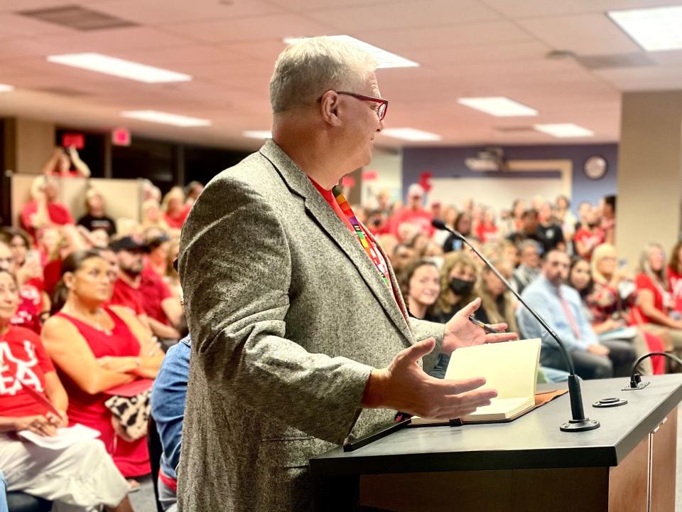 Dan Nelson, the president of the Ventura Unified Education Association, speaks Tuesday, Sept. 13, 2022 at a Ventura Unified School District board meeting packed with school staff and teachers.