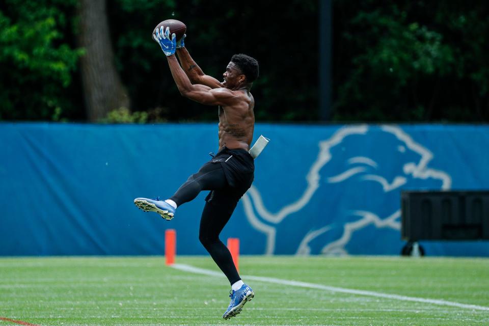 Lions cornerback Jeff Okudah practices during minicamp in Allen Park on Wednesday, June 8, 2022.