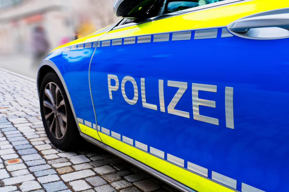 Eine künstliche Brandleiche löste einen Polizeieinsatz aus (Symbolbild: Getty)