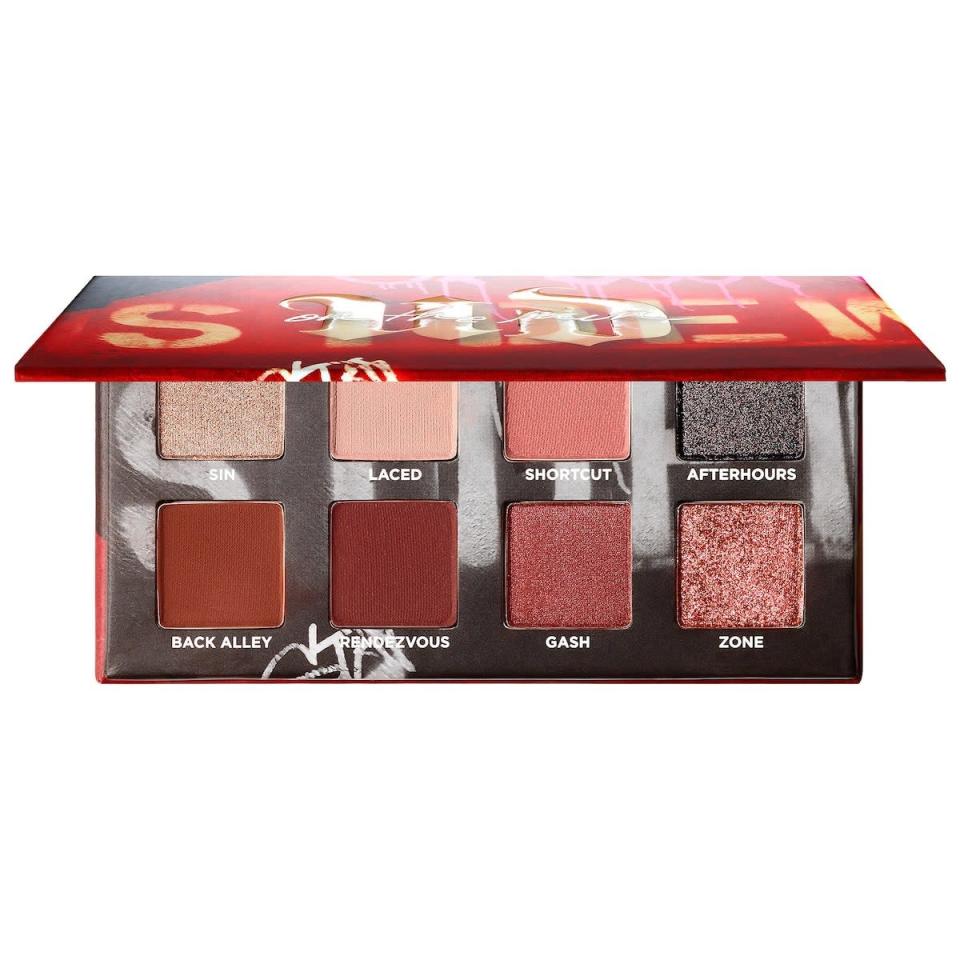 <h3>Urban Decay On The Run Mini Eyeshadow Palette<br></h3><br>"Sags are notoriously edgy, which is why this red color palette is perfect for them," Stardust suggests. "It’ll help them vibe up their look."<br><br><strong>Urban Decay</strong> On The Run Mini Eyeshadow Palette, $, available at <a href="https://go.skimresources.com/?id=30283X879131&url=https%3A%2F%2Ffave.co%2F35UfDlR" rel="nofollow noopener" target="_blank" data-ylk="slk:Sephora" class="link ">Sephora</a>