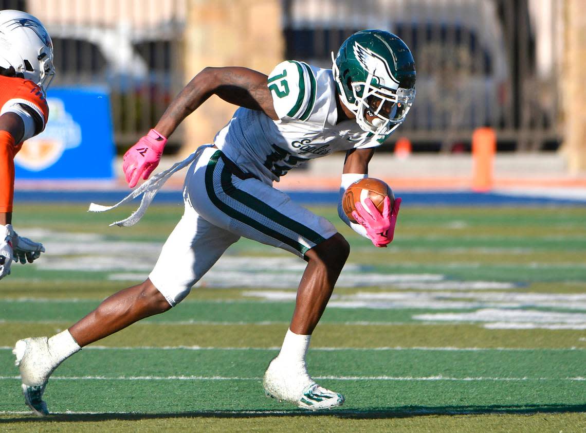 Collins Hill (Ga.) defensive back Travis Hunter (12) in a GEICO State Championship Bowl Series game against Graham-Kapowsin (Wash.) on Saturday, Dec. 18, 2021 at Bishop Gorman High School in Las Vegas, Nev.