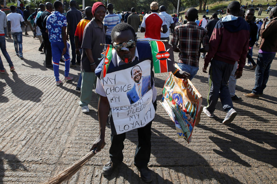 Kenyan opposition leader Raila Odinga sworn in as ‘the people’s president’ in mock inauguration