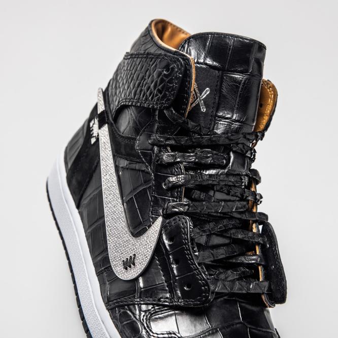 Off-White x Air Jordan 1 Receives Rubberized Python Overhaul