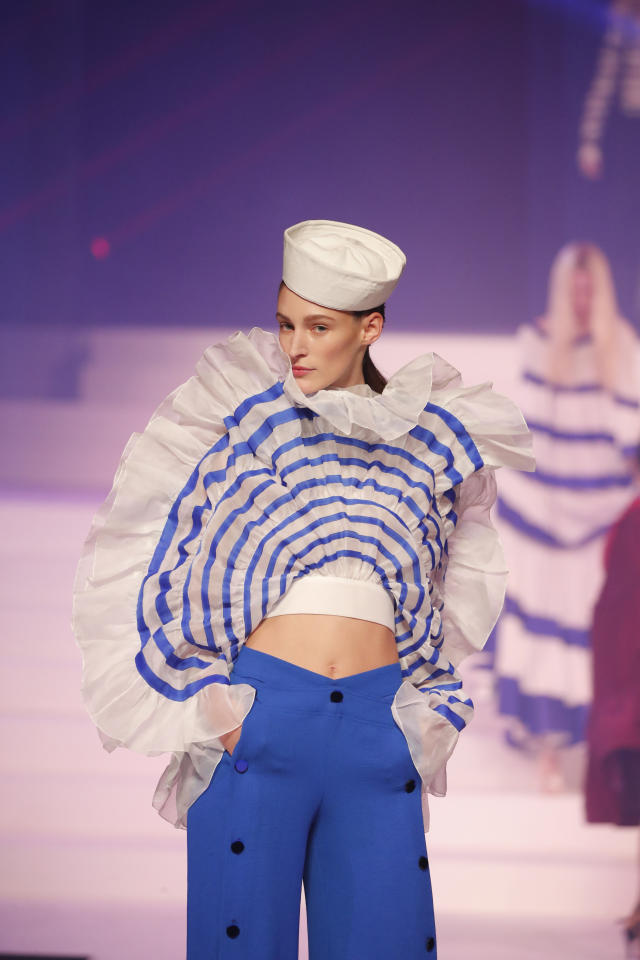 Dita Von Teese Hits the Runway for Jean Paul Gaultier Show!: Photo