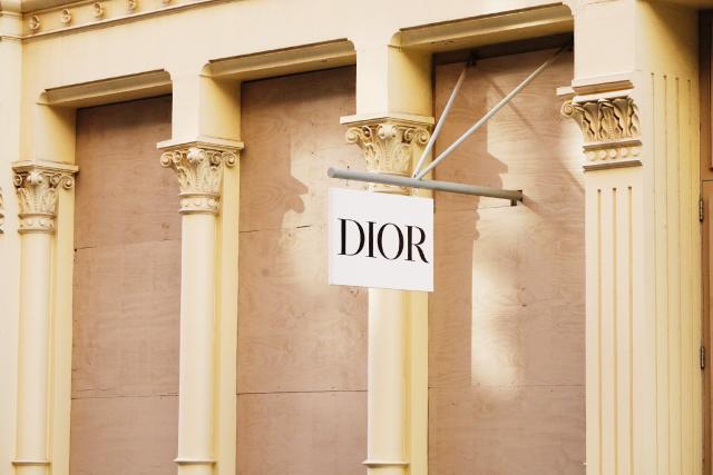 The entrance to Saks Fifth Avenue Outlet. News Photo - Getty Images