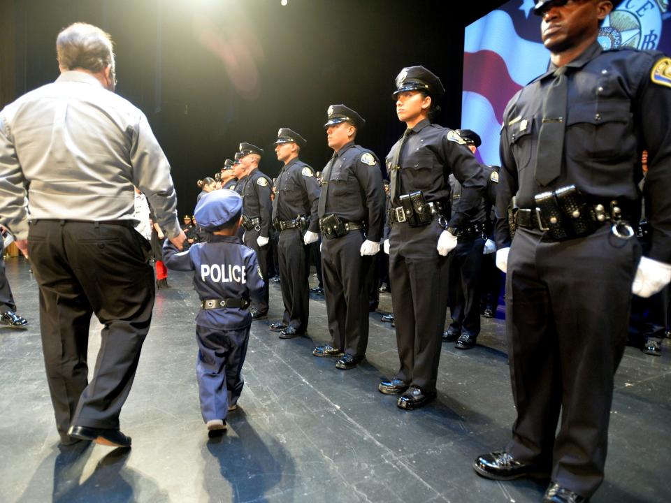 police recruit program