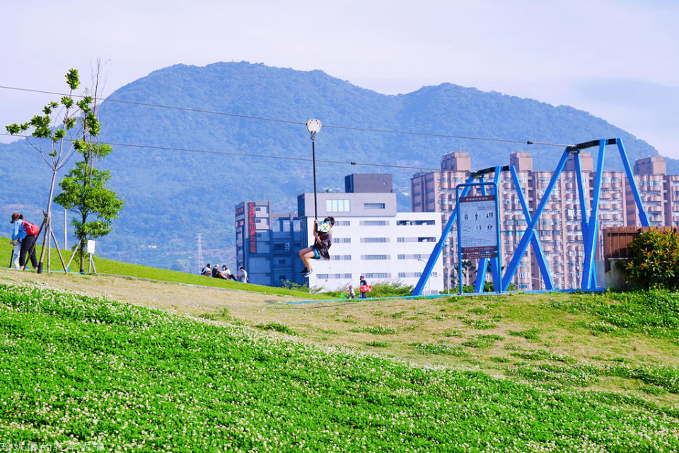 新北｜八里十三行文化公園 兒童遊戲場