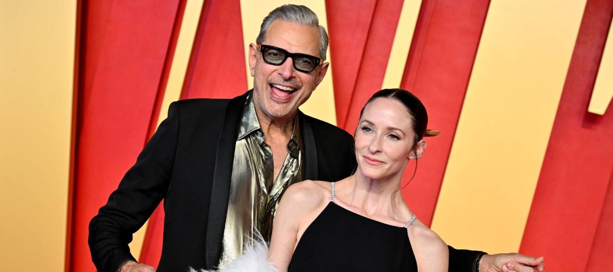 'I'm not going to do it for you': Jeff Goldblum says his kids will need to financially fend for themselves — and he's not the only celebrity that thinks this way