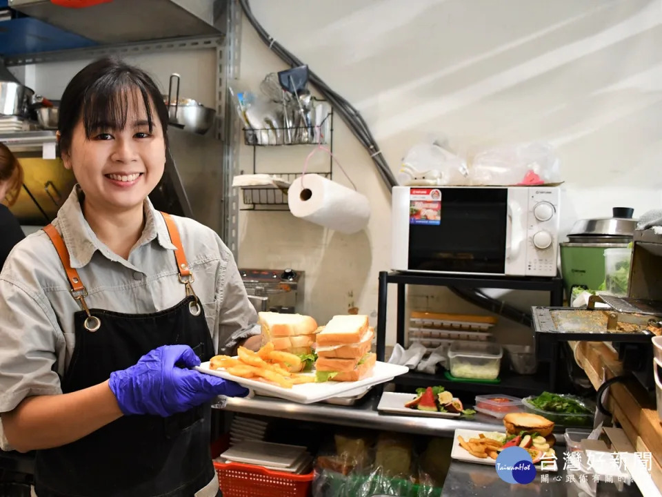 舟墨weekend早午餐店秉持給予客人最新鮮的原型食物，成功擄獲客人味蕾，目前已穩定經營2年