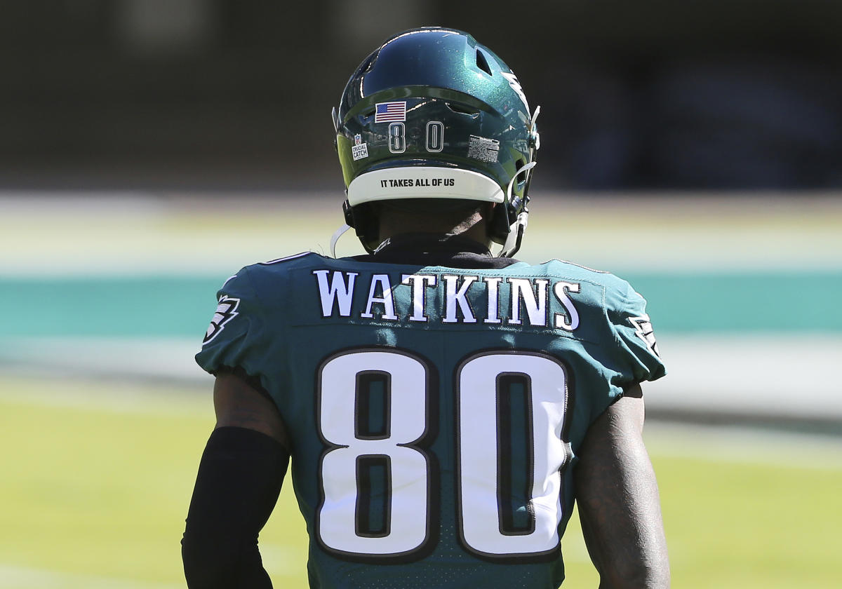 Eagles WR Quez Watkins is changing his jersey number