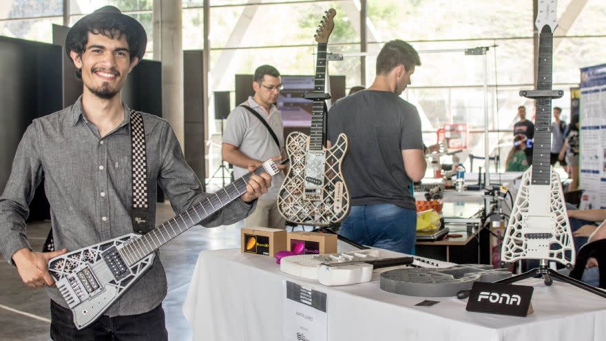 Fona es un emprendimiento argentino que diseña y fabrica instrumentos de música con impresoras 3D