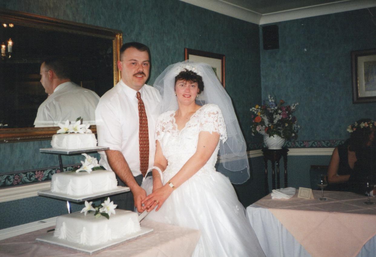David and Angela Arnold on their wedding day in May 1996. (Havas)