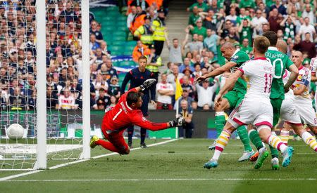 Football - Republic of Ireland v Scotland - UEFA Euro 2016 Qualifying Group D - Aviva Stadium, Dublin, Republic of Ireland - 13/6/15 Republic of Ireland's Jonathan Walters scores their first goal Reuters / Cathal McNaughton Livepic