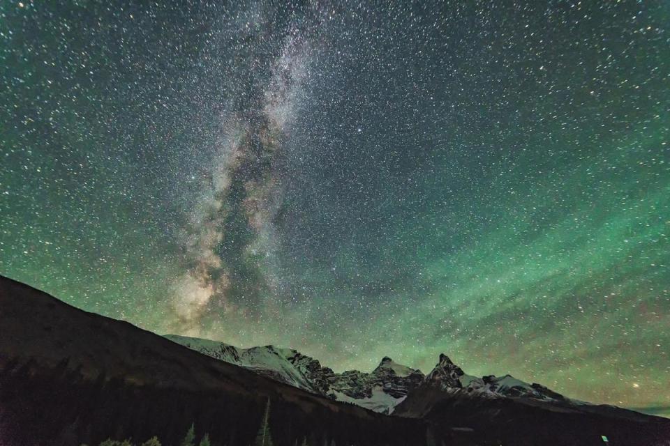 The Northern Lights seen from Jasper (Shutterstock)