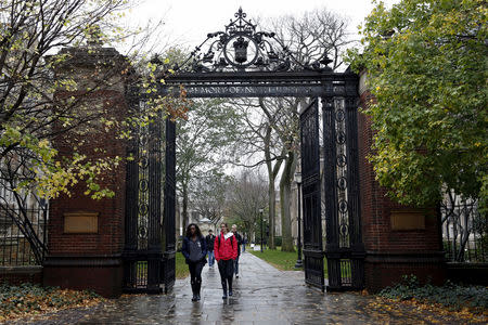 FILE PHOTO: Students walk on the campus of Yale University in New Haven, Connecticut November 12, 2015.REUTERS/Shannon Stapleton/File Photo