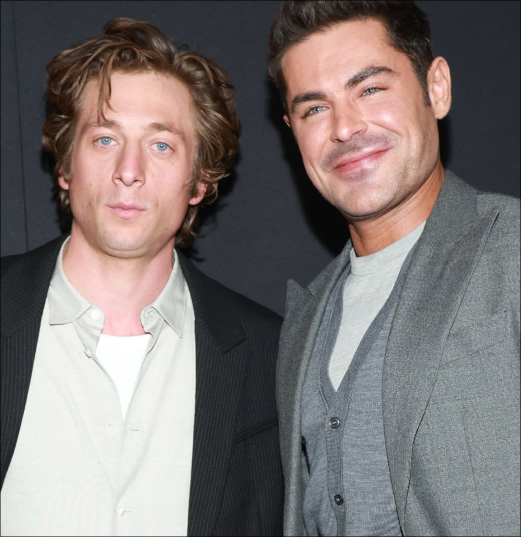  Jeremy Allen White and Zac Efron. 