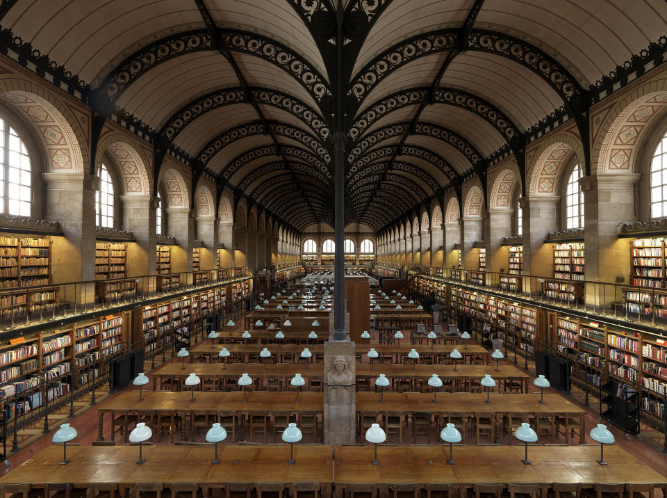 Photographer travels the globe documenting the world’s most beautiful libraries