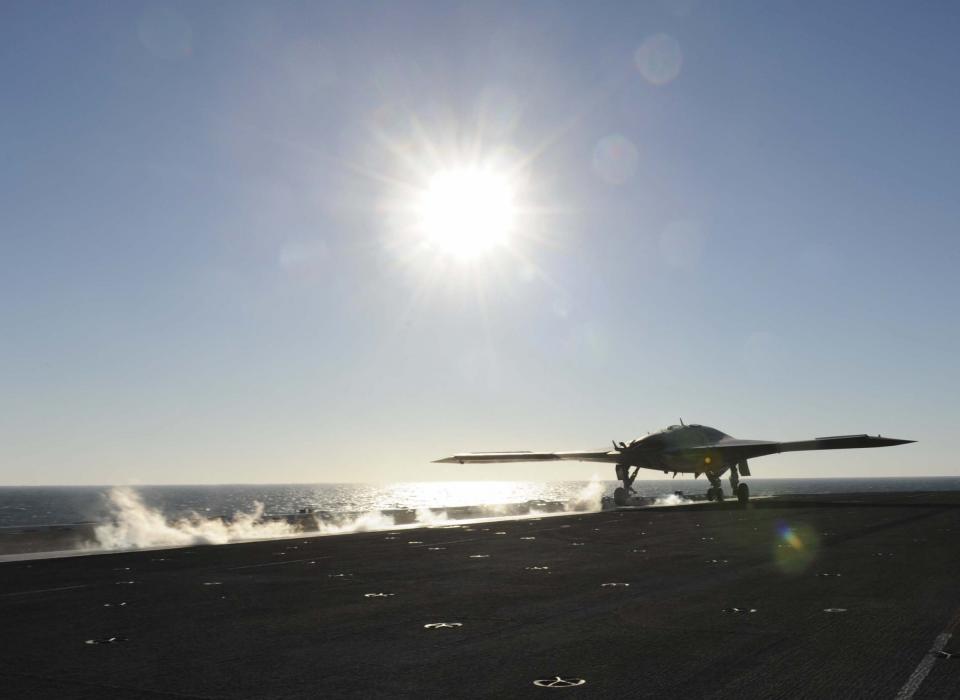 mq-25a stingray x-47b