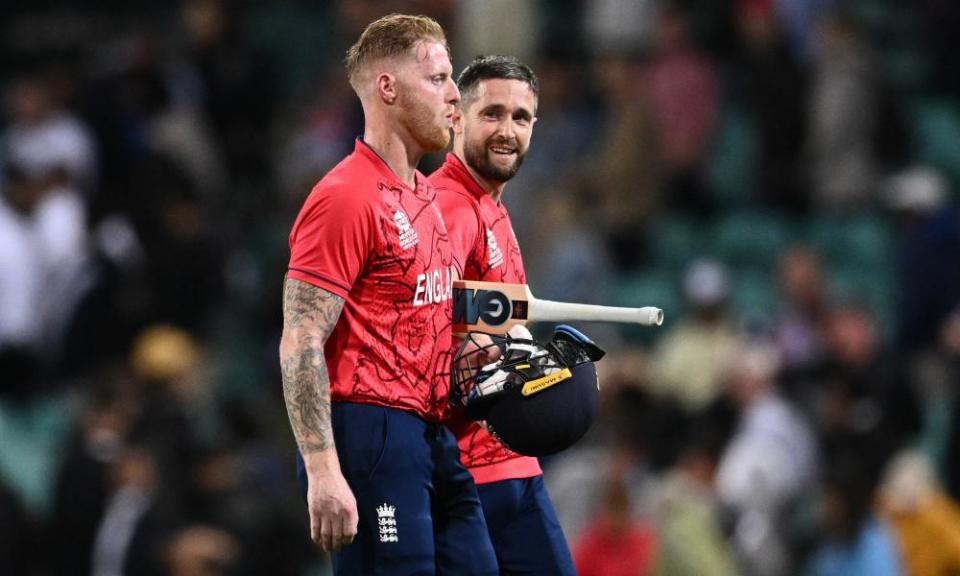 Chris Woakes and Ben Stokes 