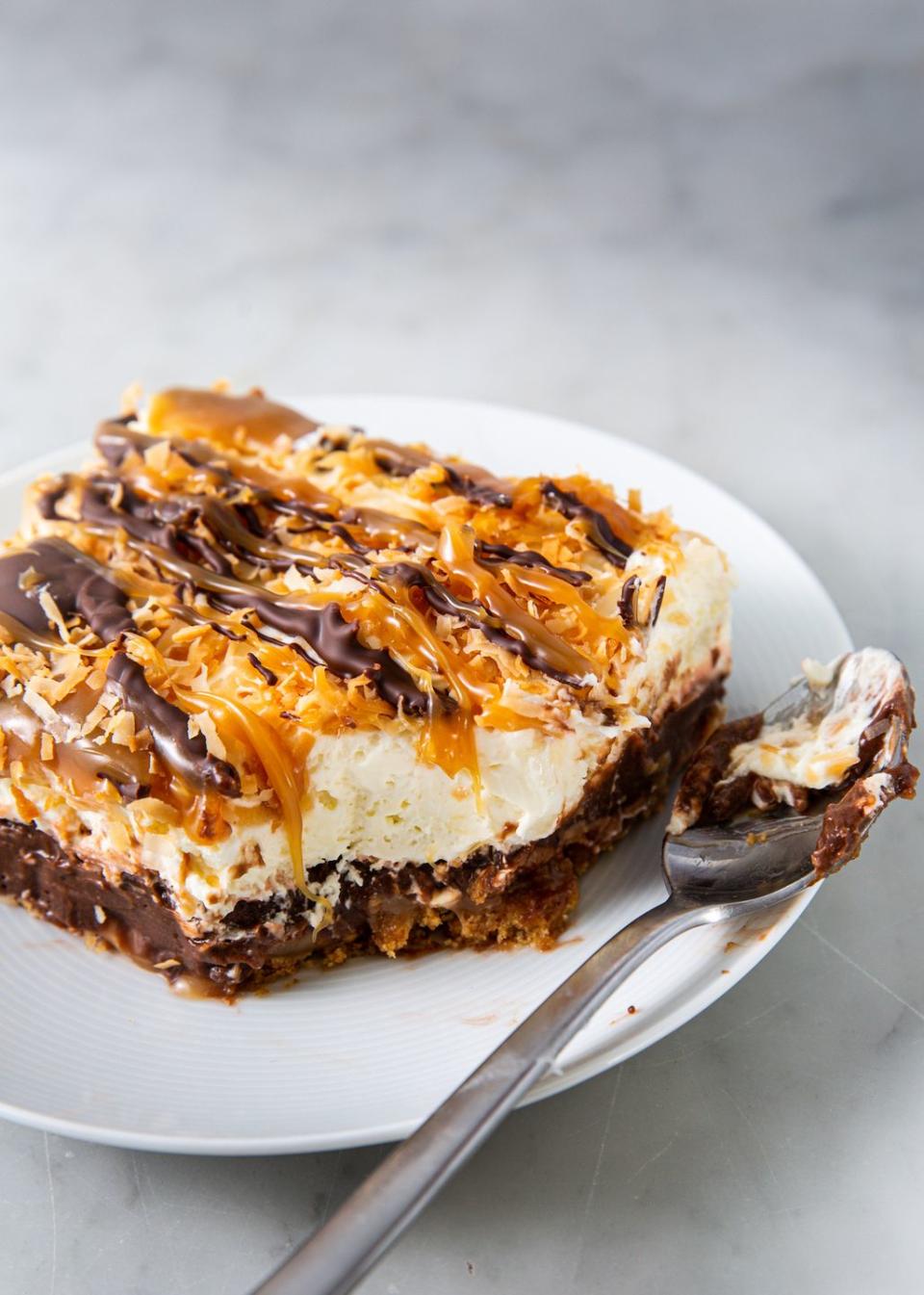 Samoa Dessert Lasagna