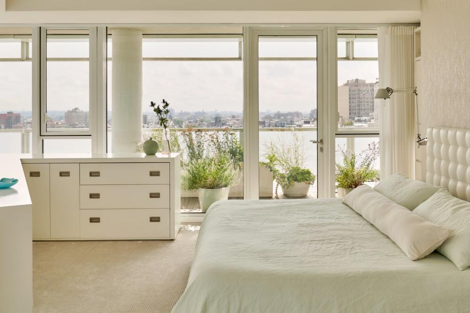 modern white bedroom