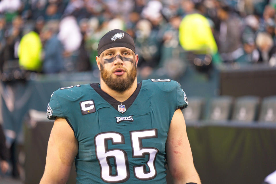 Lane Johnson will stay with the Eagles through 2026. (Photo by Andy Lewis/Icon Sportswire via Getty Images)