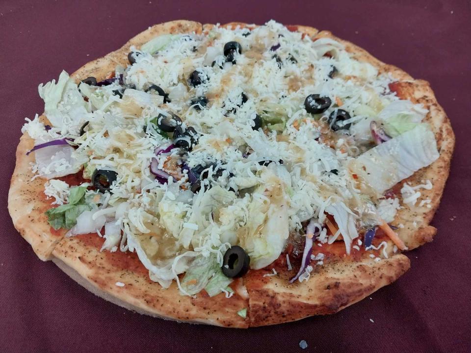 Slice Slice Baby's Pizza Insalta (Salad Pizza).