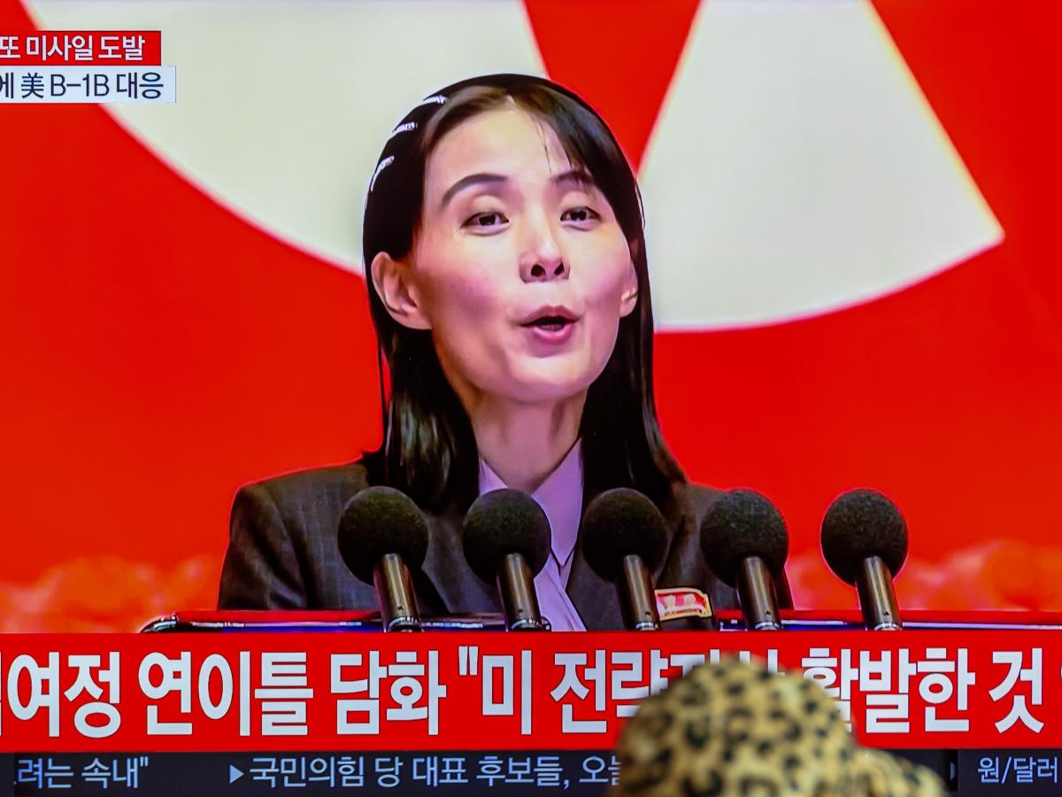 Kim Jong Uns Mysterious Sister Kim Yo Jong Made A Rare Public Threat To The Us On Behalf Of Her