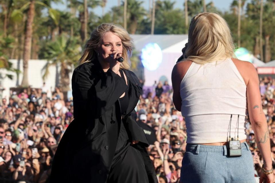 The duo then broke out into Kesha’s 2009 hit “Tik Tok,” but instead of singing the song’s original lyrics: “Wake up in the morning feeling like P. Diddy,” the singer altered it slightly and sang: “Wake up in the morning like f – – k P. Diddy.” Amy Sussman/Getty Images for Coachella