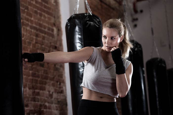 mujer fitboxing