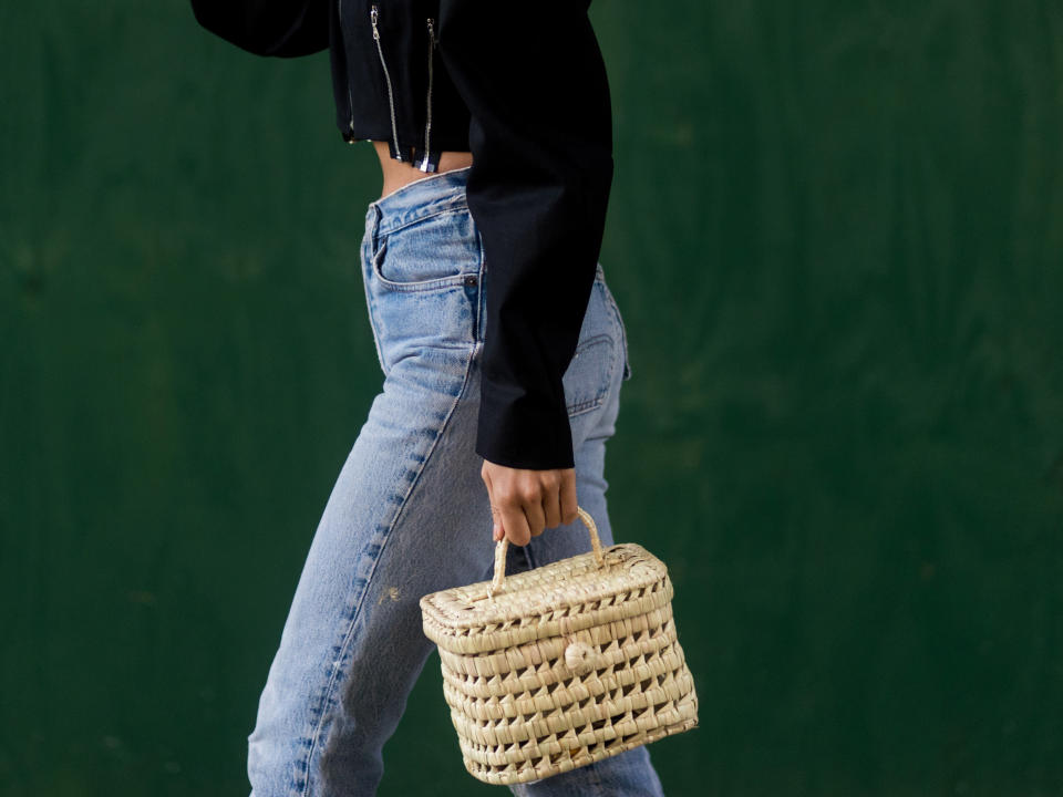<p>Vanessa Hong loves her straw bag so much, she's carried it almost every day of New York Fashion Week.</p>